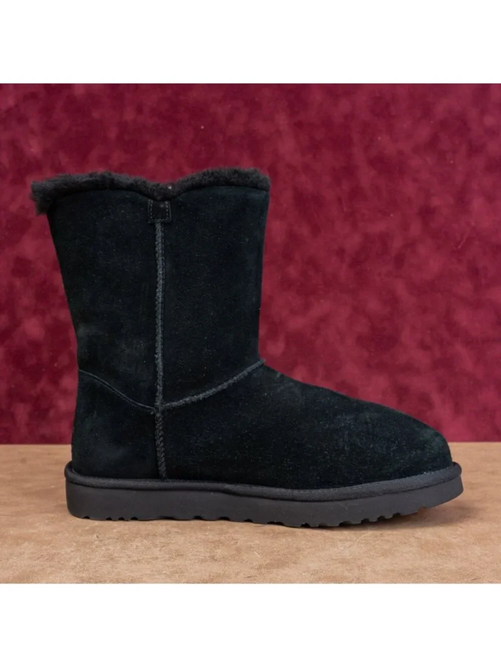 UGG Women D Link Chain Slip-on Black Nubuck Warm Comfortable Boots sz 11